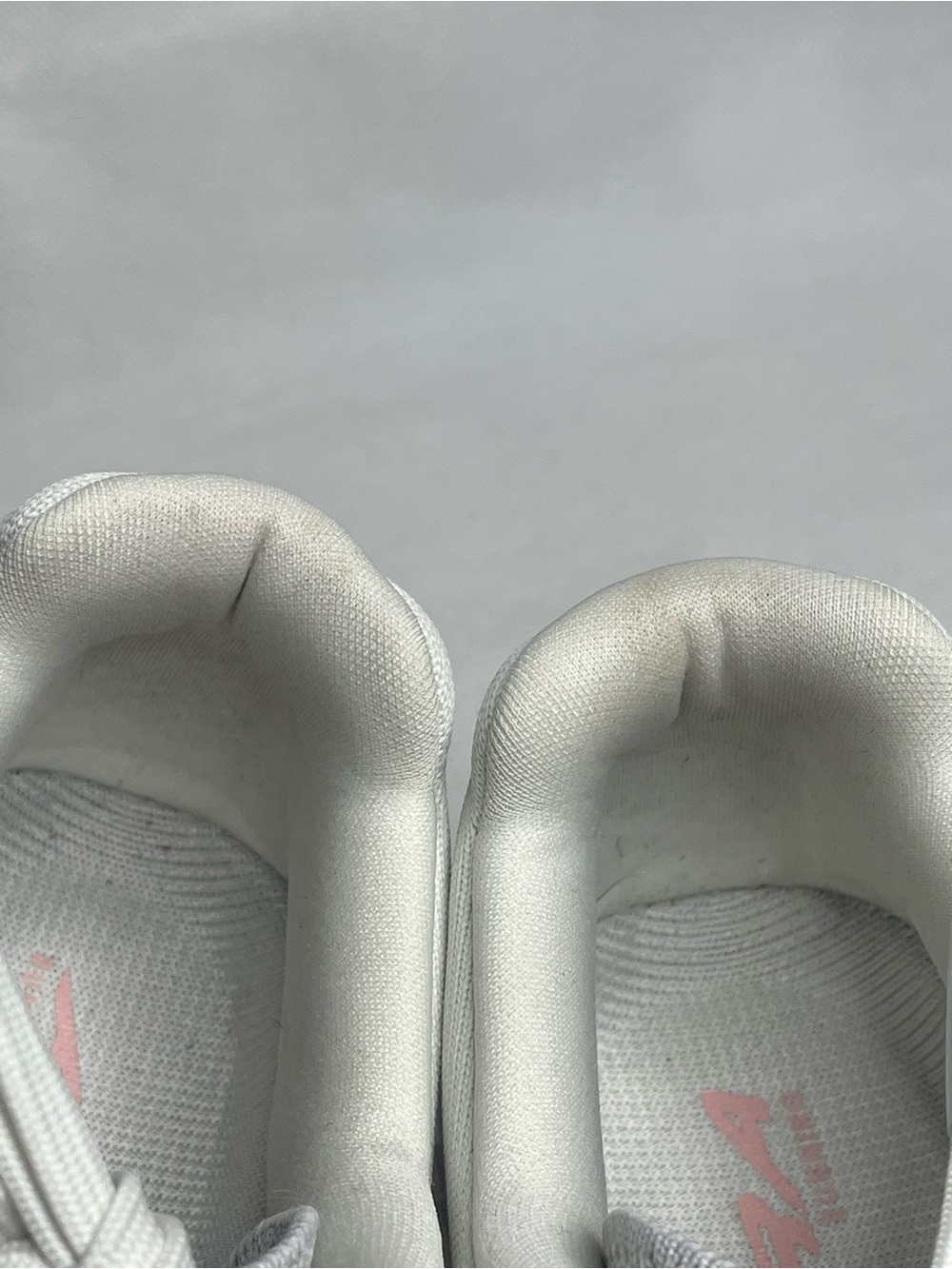 ALTRA Escalante 4 Athleisure Sneaker Womens Size US 8.5 Gray Mauve White Shoes - Picture 14 of 15